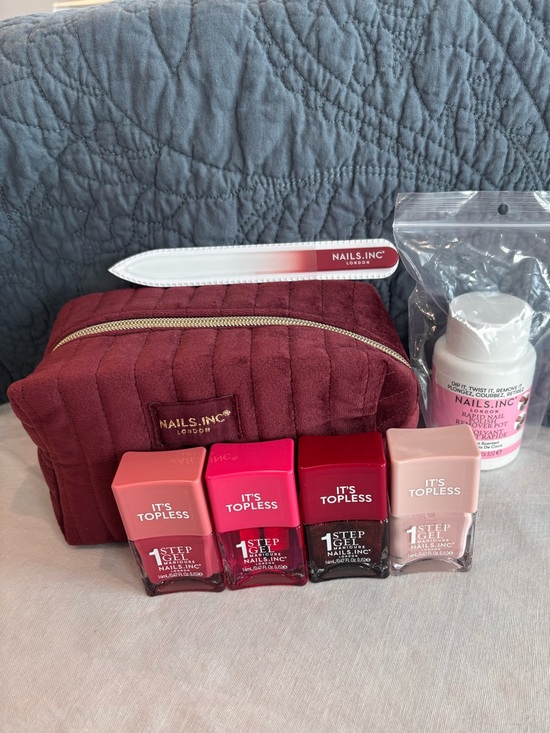 Nails Inc Other - Nails Inc 1 Step Gel Manicure 7 Piece Nail Polish Set